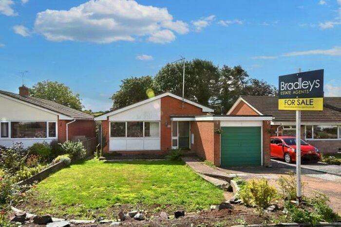 2 Bedroom Detached Bungalow For Sale In Cherry Meadow, Cheriton Fitzpaine, Crediton, Devon, EX17