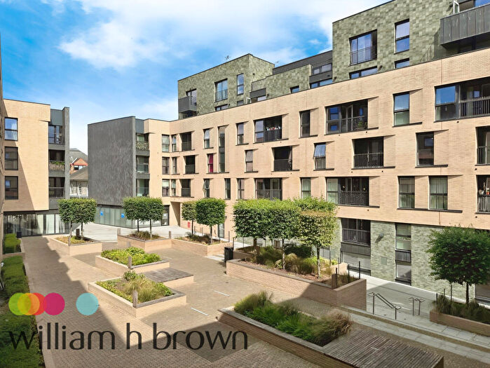 2 Bedroom Flat To Rent In Burgess Springs, Chelmsford, CM1