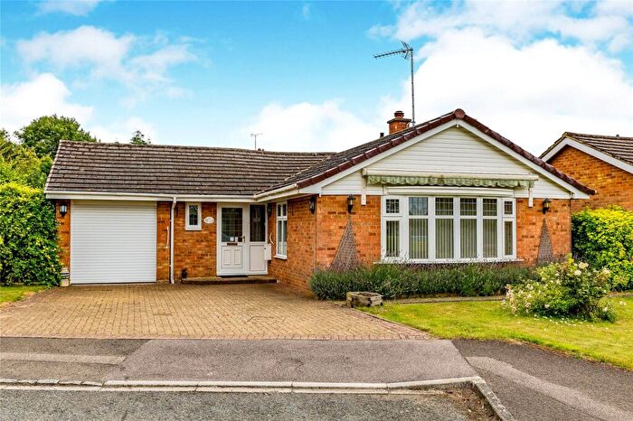 3 Bedroom Bungalow For Sale In Cricketers Row, Winslow, Buckingham, MK18