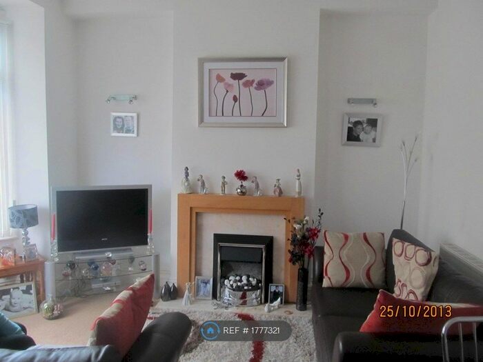 2 Bedroom Maisonette To Rent In St Davids Road South, St Annes, FY8