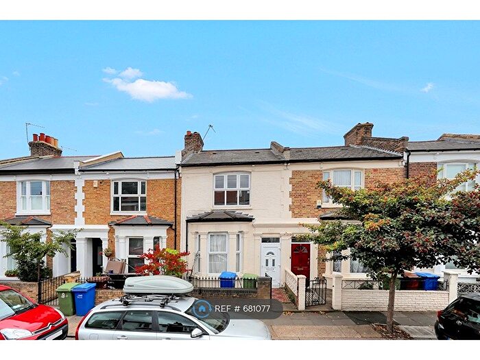 4 Bedroom Terraced House To Rent In Brabourn Grove, London, SE15
