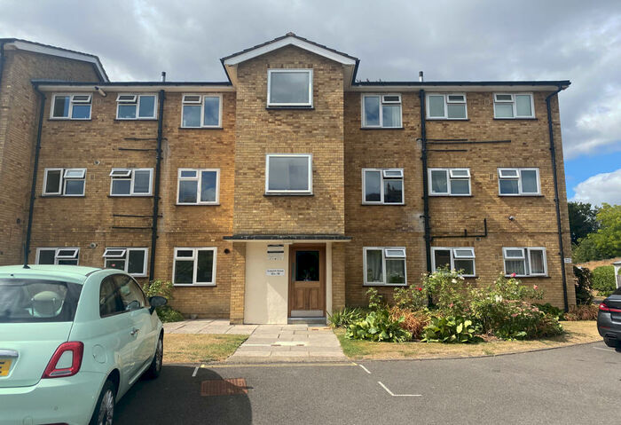 2 Bedroom Apartment To Rent In Culworth House, Guildford, Surrey, GU1