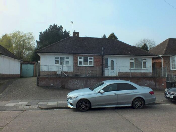 3 Bedroom Bungalow To Rent In Summerlea Road, Leicester LE5