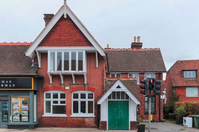 1 Bedroom Flat To Rent In High Street, Hawkhurst, Cranbrook TN18