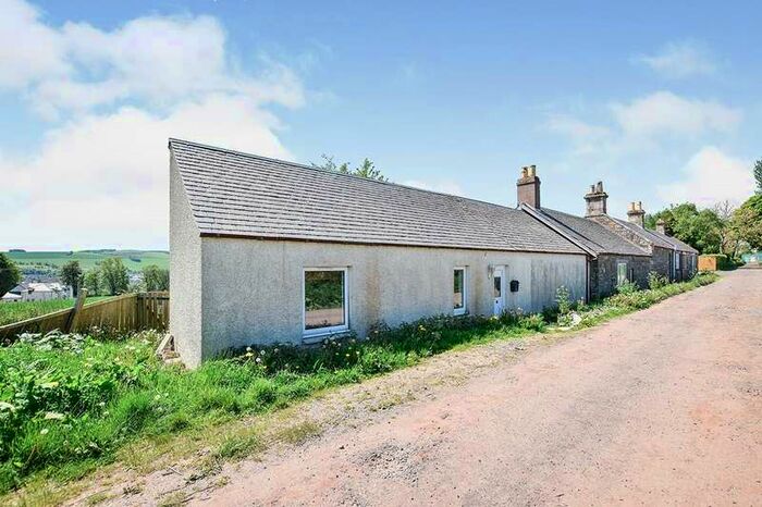 3 Bedroom Leisure Facility Commercial To Rent In Middlefield Cottage Hawklaw, Cupar, Fife, KY15