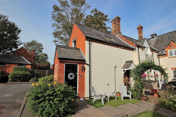 1 Bedroom Maisonette For Sale In High Street, Sharnbrook, Bedford, Bedfordshire, MK44