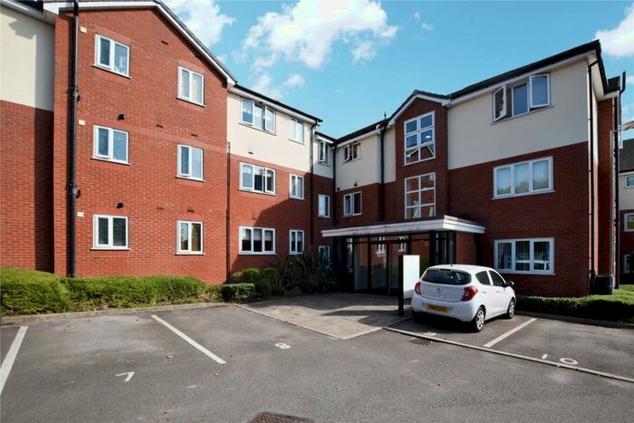 2 Bedroom Flat To Rent In Cumberland Point, Clifton, M27