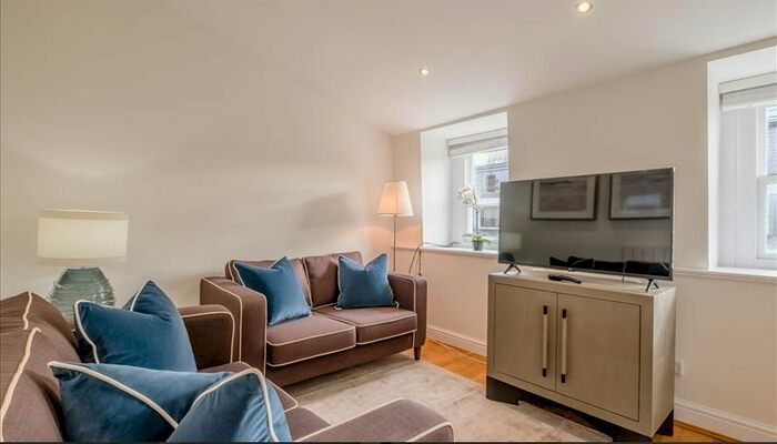2 Bedroom Flat To Rent In Cedar House, Nottingham Place, Marylebone, W1U