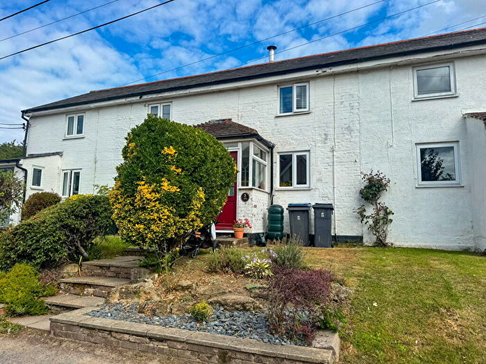 2 Bedroom Terraced House For Sale In Barnsole Road, Staple, Canterbury, CT3