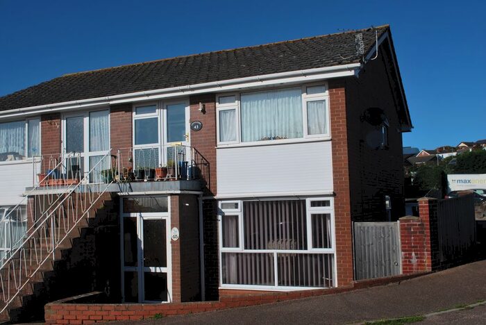 2 Bedroom Flat To Rent In Broadmead, Exmouth, EX8