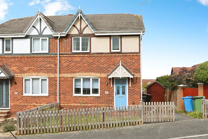 3 Bedroom Semi-Detached House For Sale In Alexander Drive, Worksop, S81
