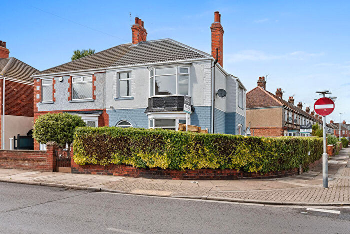 3 Bedroom Semi Detached House For Sale In Cross Coates Road, Grimsby, DN34