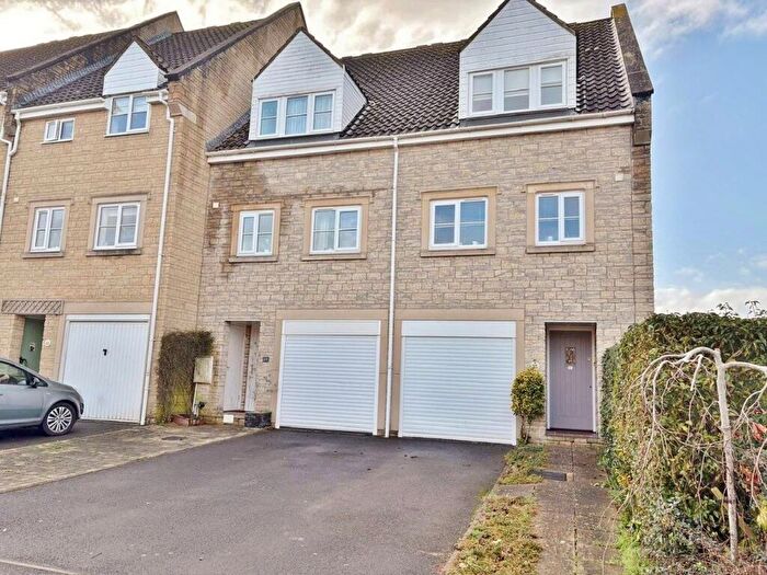 3 Bedroom Town House For Sale In Baileys Barn, Bradford-On-Avon, BA15