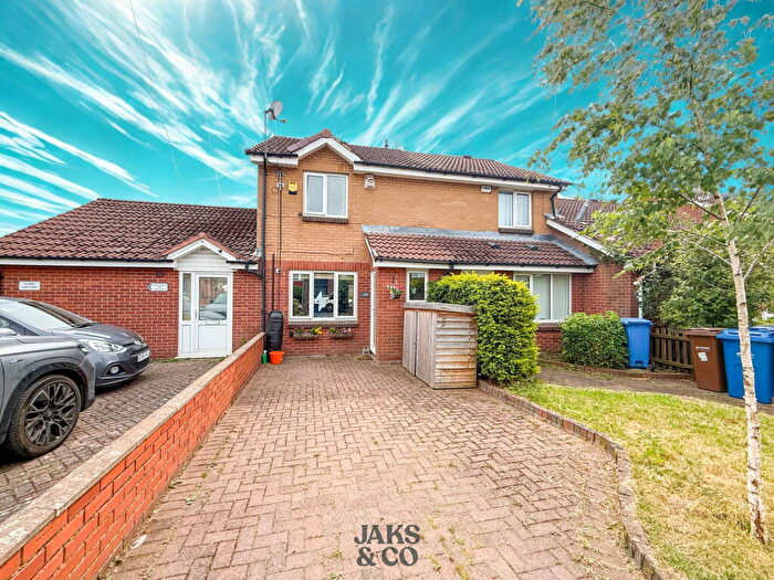 3 Bedroom Terraced House For Sale In Burnage Lane, Manchester, M19