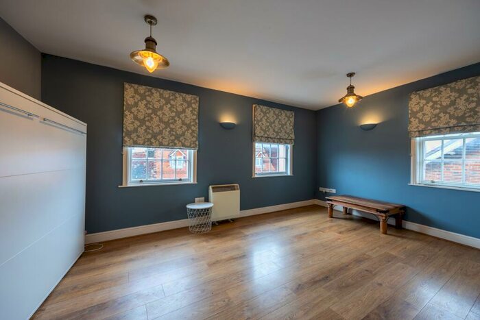 Studio To Rent In Post Office Lane, Wantage, OX12