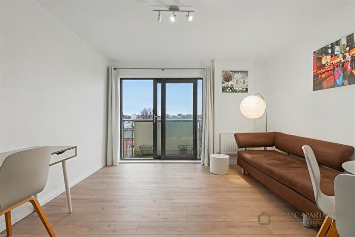 1 Bedroom Apartment To Rent In Lock House, Primrose Hill, NW1