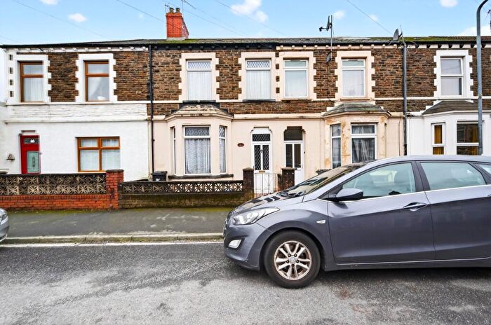 4 Bedroom Terraced House For Sale In Seymour Street, Cardiff, CF24