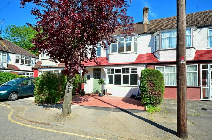 5 Bedroom Terraced House To Rent In Firstway, Raynes Park, London, SW20