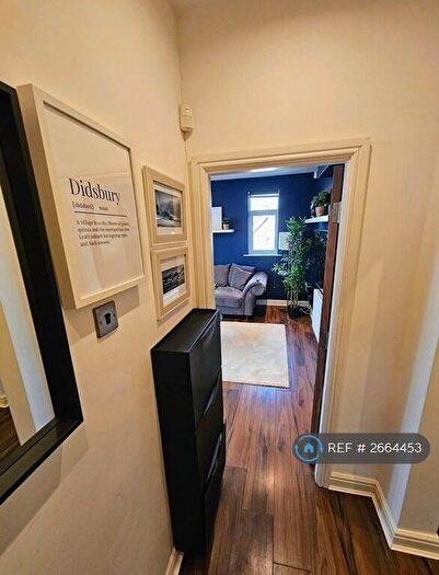 2 Bedroom Flat To Rent In Old Broadway, Didsbury, M20