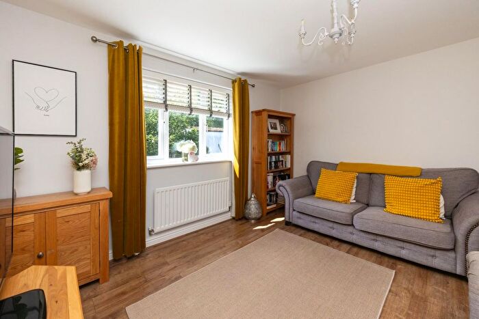 3 Bedroom End Of Terrace House For Sale In Lancaster Close, Hamstreet, Ashford, TN26