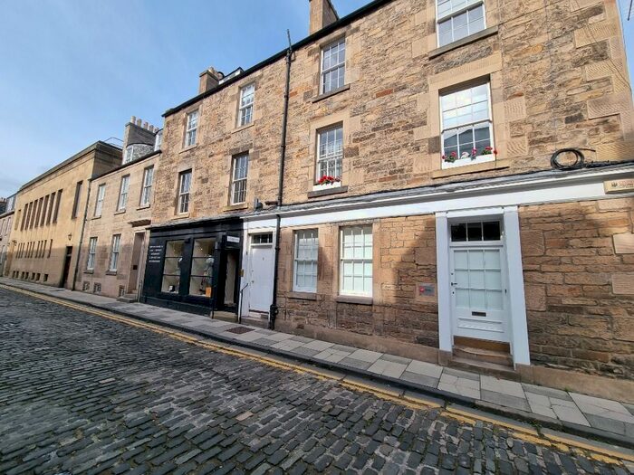 Studio To Rent In Young Street, New Town, Edinburgh, EH2