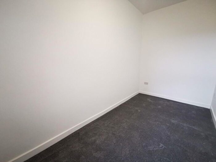 2 Bedroom Flat To Rent In Bensham Crescent, Gateshead, NE8