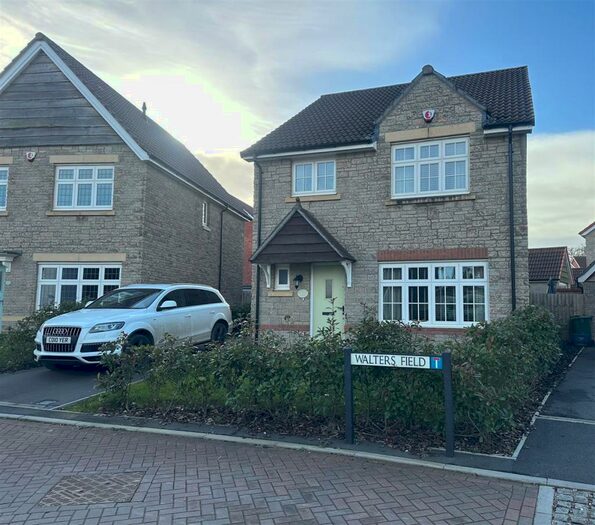 4 Bedroom Detached House To Rent In Walters Field, Roundswell, Barnstaple, EX31