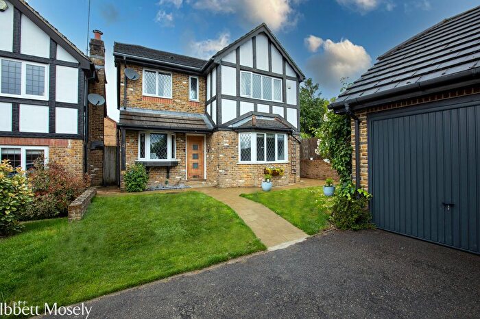 4 Bedroom Detached House For Sale In Plummers Croft, Dunton Green, Sevenoaks, TN13