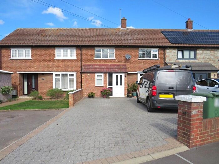 3 Bedroom Terraced House For Sale In Whitmore Avenue, Stifford Clays, Grays, Essex, RM16