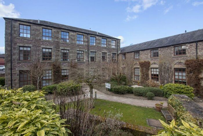 2 Bedroom Flat To Rent In Mill Court, Dunblane, Stirling, FK15