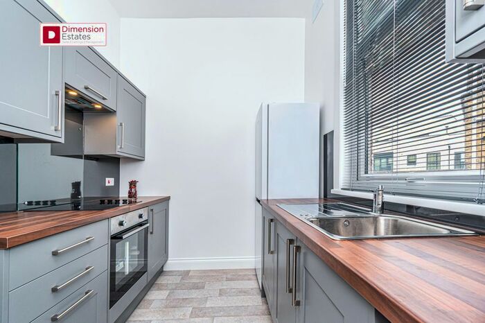3 Bedroom Maisonette To Rent In Kenninghall Road, Lower Clapton, Hackney, E5