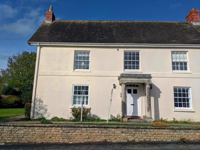 1 Bedroom Flat To Rent In Milford House, Gillingham SP8