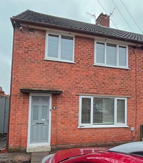 3 Bedroom Semi Detached House For Sale In Galbraith Close, Bilston, WV14
