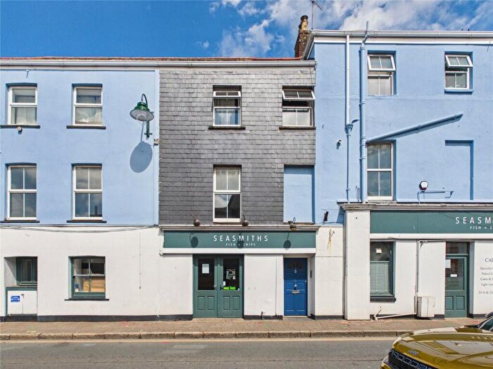 1 Bedroom Flat For Sale In Molesworth Street, Wadebridge, Cornwall, PL27