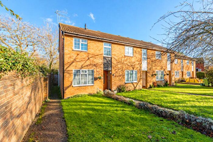 3 Bedroom End Of Terrace House For Sale In Craiglands, St. Albans, Hertfordshire, AL4