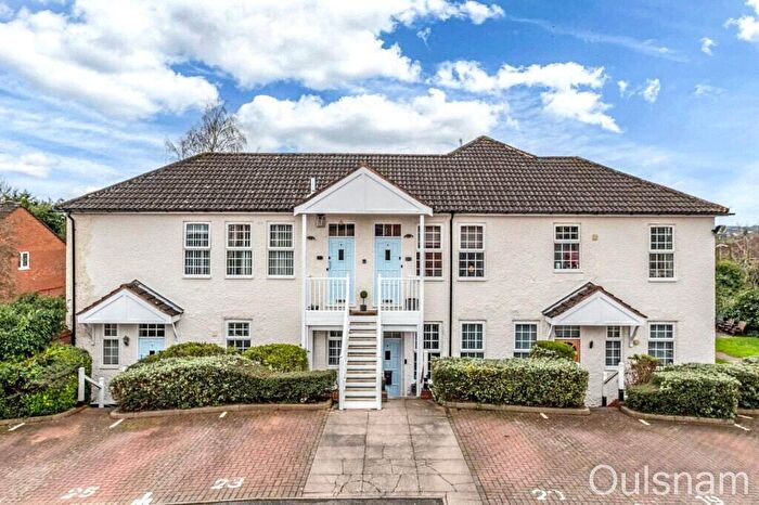 2 Bedroom Apartment For Sale In Exmoor Drive, Bromsgrove, Worcestershire, B61