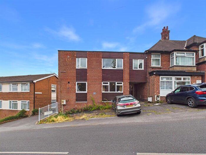 2 Bedroom Apartment For Sale In Greystones Road, Greystones, Sheffield, S11