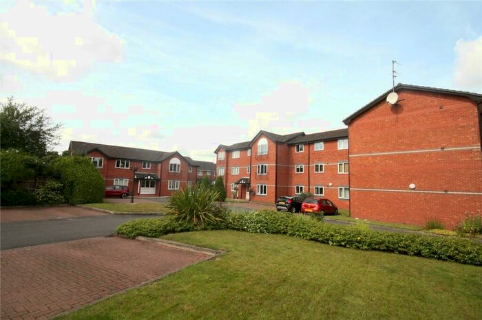 1 Bedroom Flat To Rent In Old School Court, Eccles, Manchester, M30