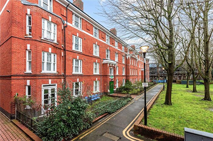 1 Bedroom Flat For Sale In Peckett Square, Highbury Grange, N5