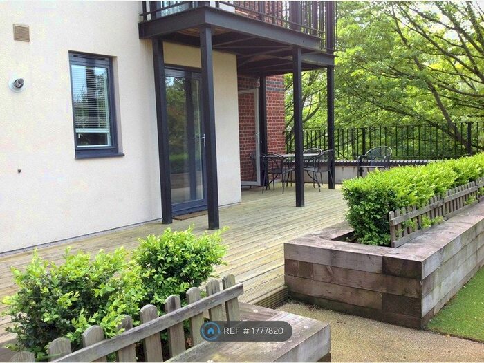 2 Bedroom Flat To Rent In Tanners Wharf, Bishop's Stortford, CM23