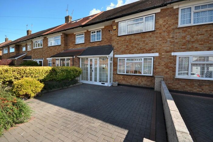 3 Bedroom Terraced House To Rent In Nelson Road, Rainham, RM13