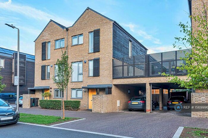 4 Bedroom Semi-Detached House To Rent In High Chase, Newhall, Harlow, CM17