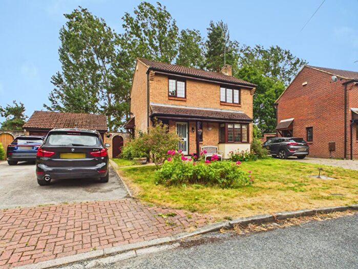 4 Bedroom Detached House To Rent In Laverton Gardens, Harrogate, HG3