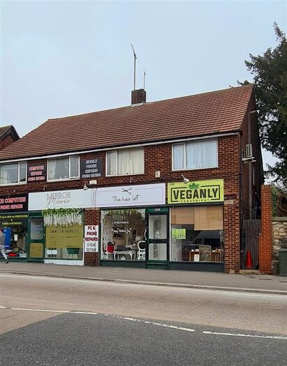 Studio To Rent In High Street, Strood, Rochester, ME2