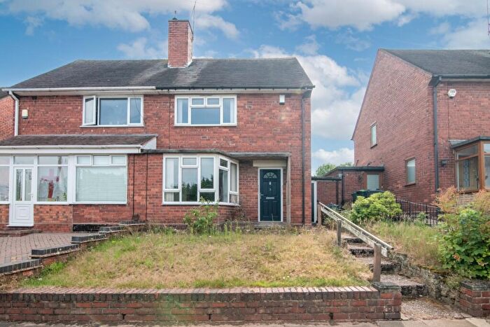 2 Bedroom Semi-Detached House For Sale In Clifton Lane, West Bromwich, B71