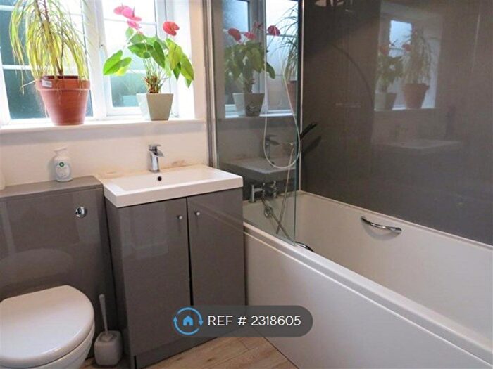 1 Bedroom Flat To Rent In The Towers, Norwich, NR1