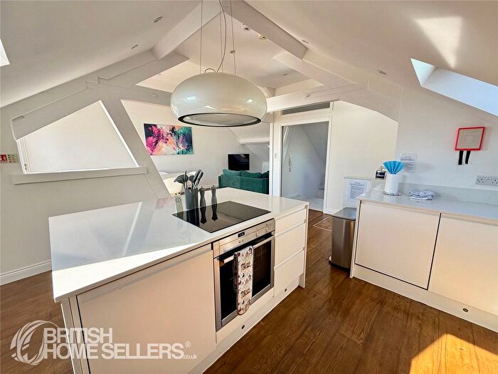 3 Bedroom Flat For Sale In Owls Road, Bournemouth, Dorset, BH5