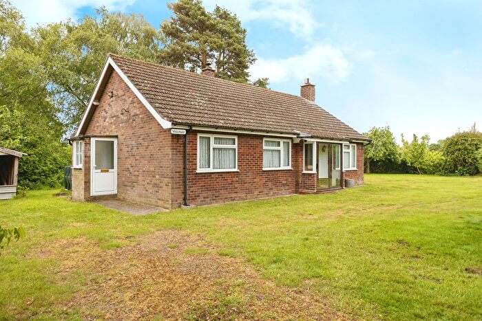 2 Bedroom Detached Bungalow For Sale In Wymondham Road, Bunwell, Norwich, NR16