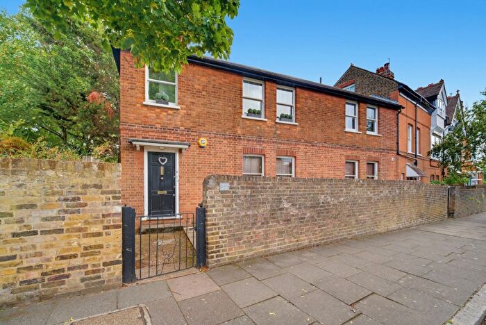 1 Bedroom Flat For Sale In Madeley Road, Ealing, W5