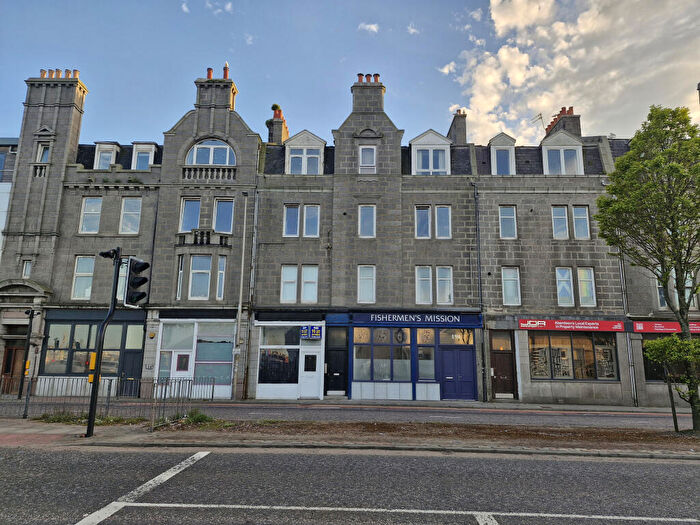 2 Bedroom Flat For Sale In Attic Floor, Market Street, City Centre, Aberdeen, Aberdeen City, AB11